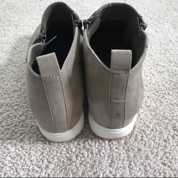 Time and True Low wedge Shoes - Picture 2 of 3